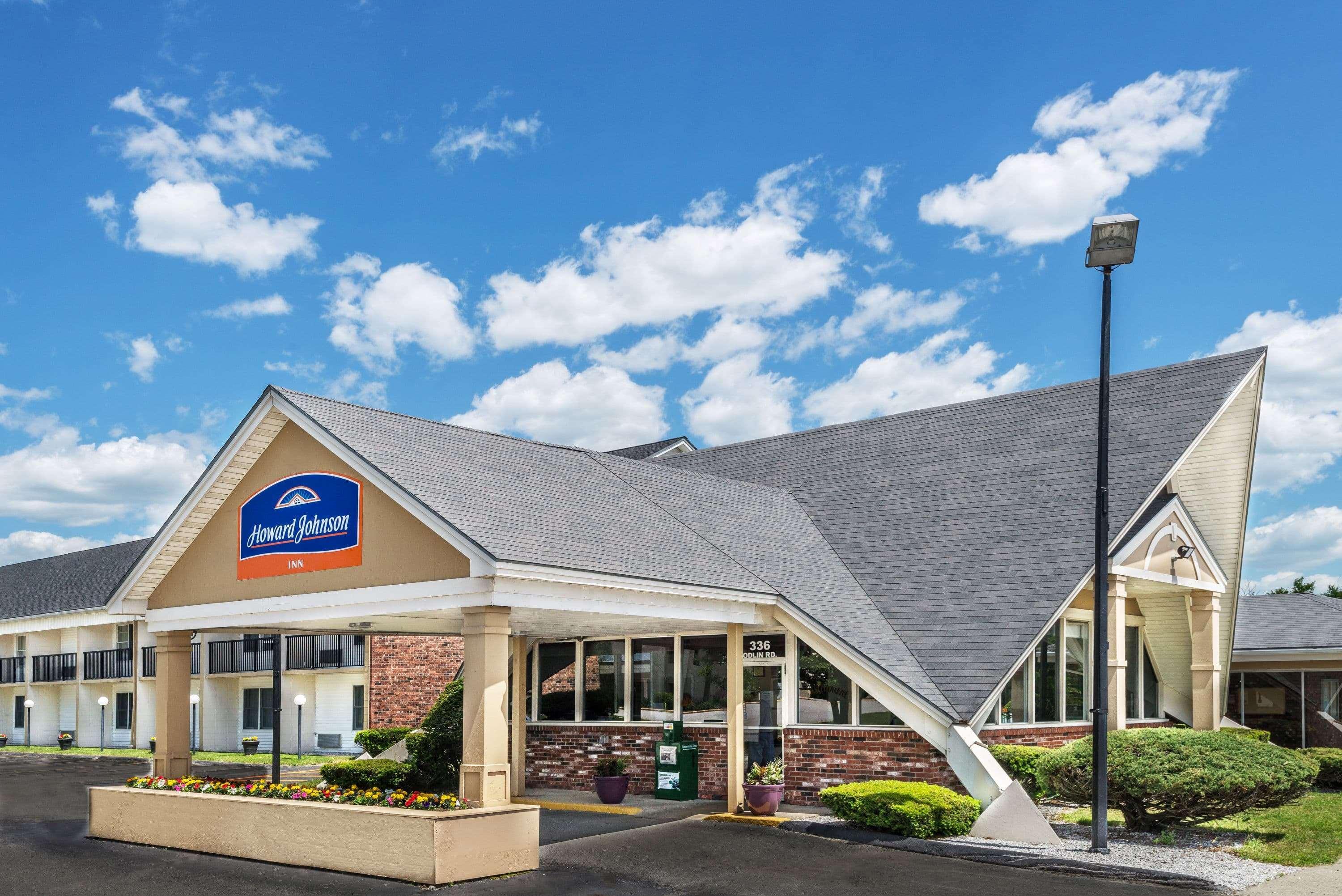 Howard Johnson By Wyndham Bangor Exterior photo