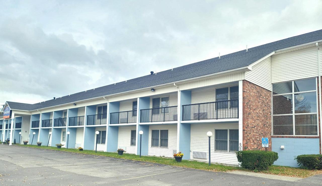 Howard Johnson By Wyndham Bangor Exterior photo